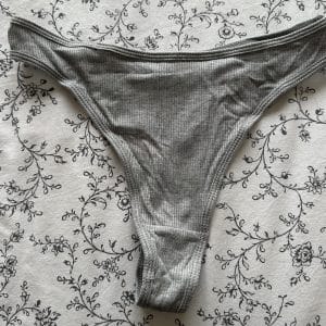 String coton porté 24h