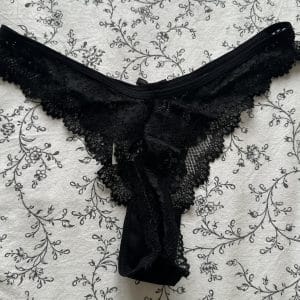 String dentelle intérieur coton porté 72h