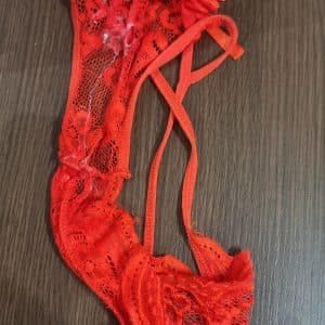 Tanga rojo con rico aroma