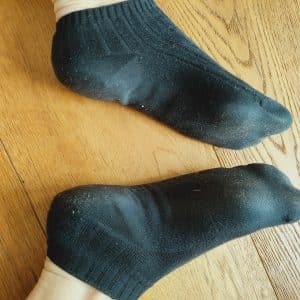 Paire de chaussettes basses noires à salir sur demande