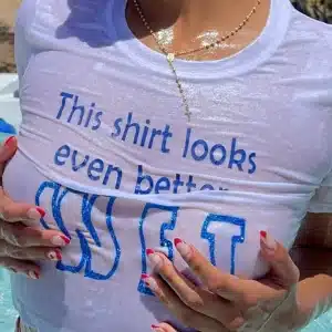 T-shirt mouillé