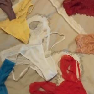 Petite culotte odorante et mouillée