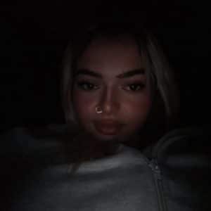 𝐌𝐎𝐍 𝐀𝐕𝐈𝐒 𝐒𝐔𝐑 𝐓𝐀 𝐐𝐔𝐄𝐔𝐄 🍆