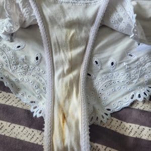Culotte sale en SEXevjf - 2