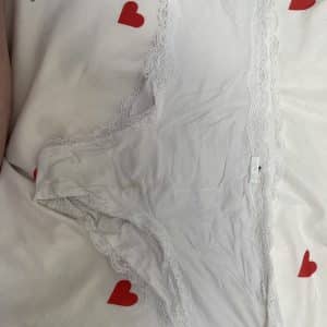 Culotte blanche souillé