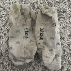 Chaussettes ultra usées et trouées