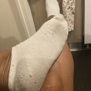 Hello, je vends mes chaussettes sales, si besoins d’encore plus sales vous serez servis!!!