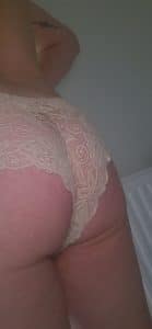 culotte souillé a votre goût hésitez pas ah m envoyer votre demande particuliere😊😉