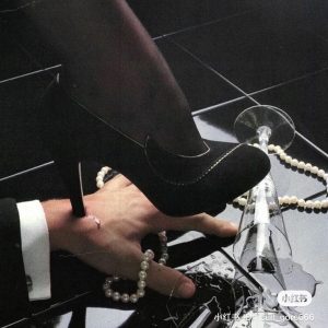 Ordre loufoque avec photo pour preuve