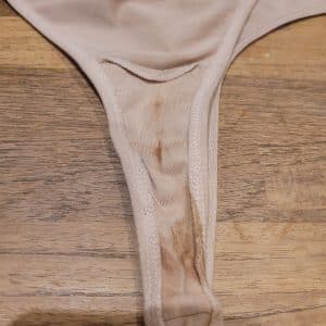 Culotte sale et souillée !
