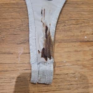 Culotte sale étudiante !