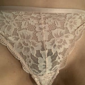 String dentelle