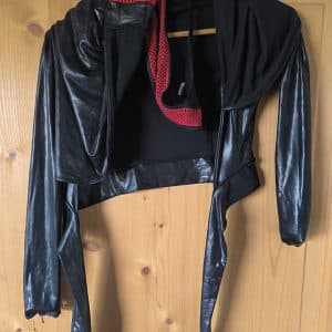 🖤🔥 DESTOCKAGE ULTRA FÉTICHE – VESTE COURTE WETLOOK + STRING ASSORTI 🔥🖤