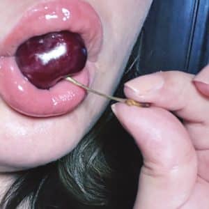 Cam masturbation