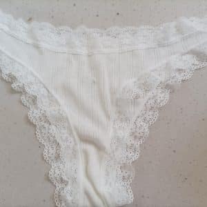 Tanga coton blanc réservé