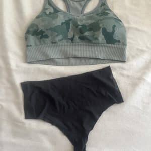 String de sport + brassière militaire 🪖