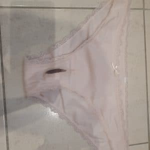 Culotte sale étudiante !