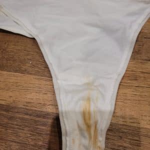 Culotte sale et lesbienne portée 2 jours 1