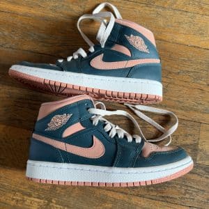 Baskets Air Jordan 1 MID