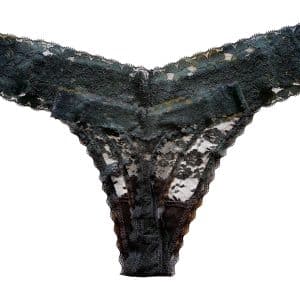 String dentelle noire