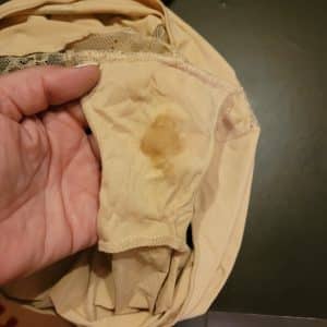 Culotte du jour avec traces
