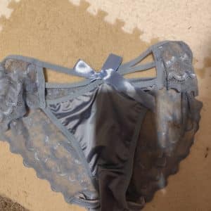 Culotte dentelle bleue avec envoi mondial Relay