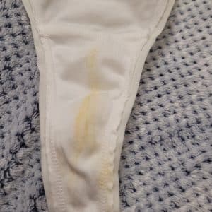 Culotte sale et jaunie du 6 décembre