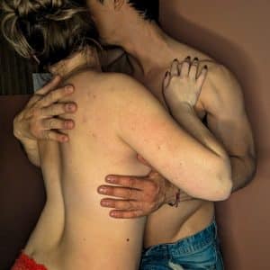 Univers intime, complice et réel. Duo discret, contenu authentique. Le reste se découvre en privé…
