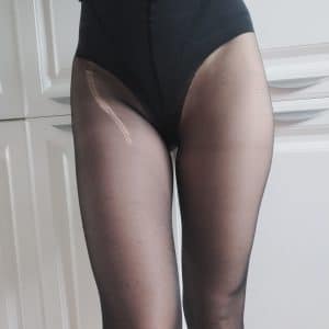 Collants qui sentent ma chatte