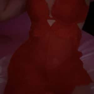 10 photos en lingerie rouge