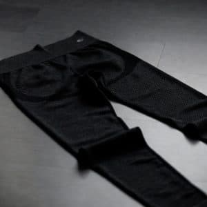 Legging noir après une séance de sport …
