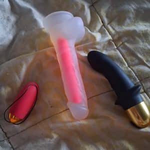 Vidéo 5 minutes éjac féminine torride avec sextoys masturbation bien trempé