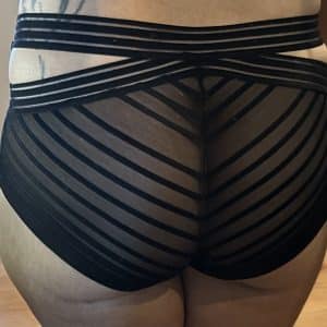 🔥 Culotte noire transparente portée sur demande – ultra sensuelle 🔥
