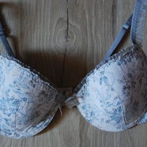 ❤️ Envie d'être seins nus ... tu veux mon soutif ? + photo 📷