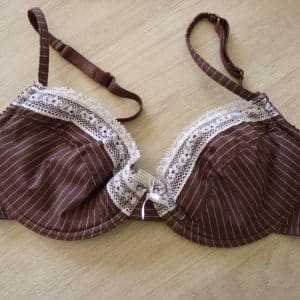 mes petits seins dans mon soutien gorge quotidien + photo 📷