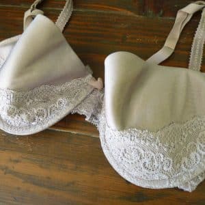 🔺🔺"Soutien-gorge intime et sensuel à découvrir" 🔺🔺+ photo 📷
