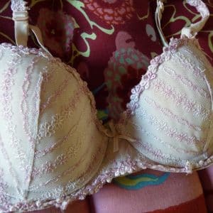 🍬🍬🍬 Une petite douceur ? mon soutien gorge porté 🧧🧧 + photo 📷