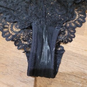 Culotte étudiante sale et excitée ! - hors envoi