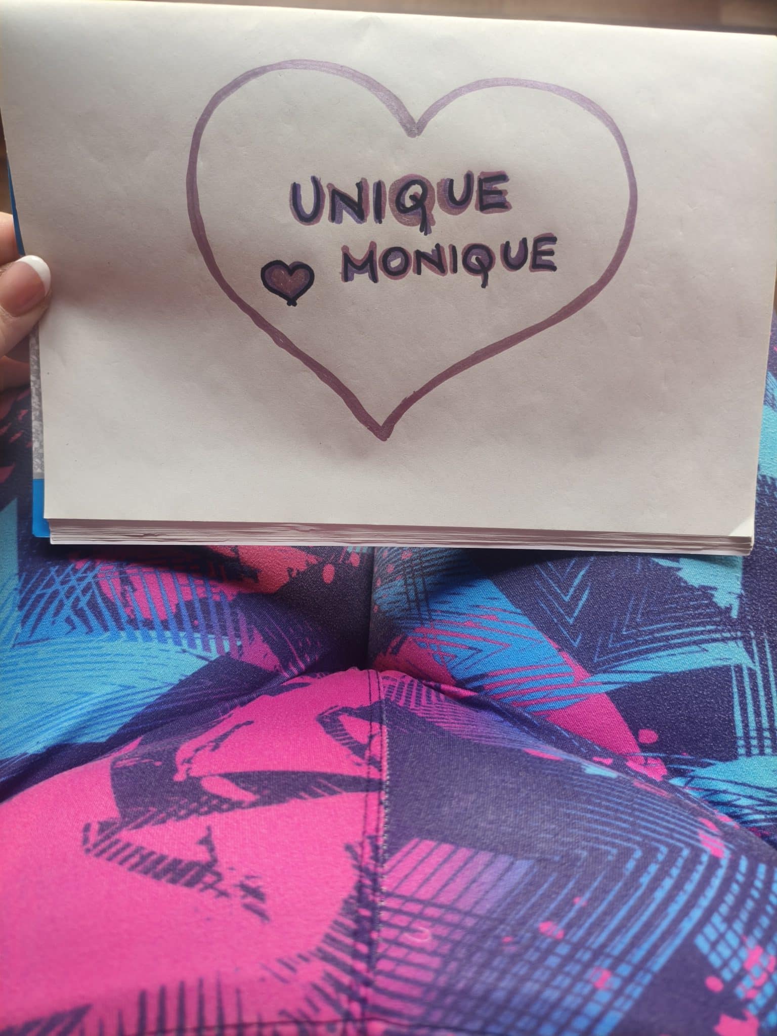 Unique MONIQUE Unique MONIQUE