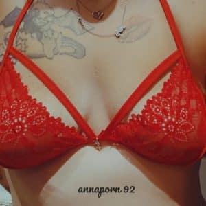 Soutif rouge dentelle irrésistible ❤️🔥