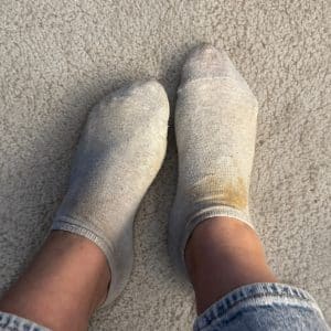 Chaussettes sales et tachées portées deux jours