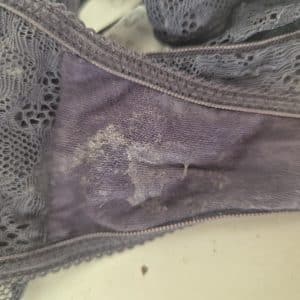 String dentelle