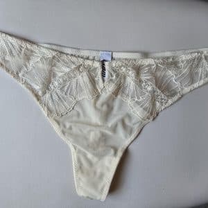 String beige odorant rien que pour toi 😈