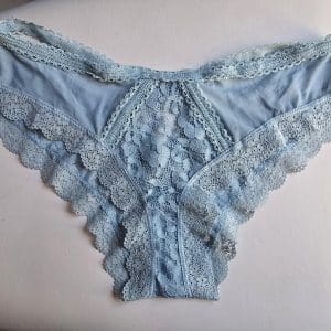 Culotte bleue odorante rien que pour toi 😈