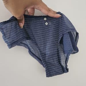 Culotte bleue transparente