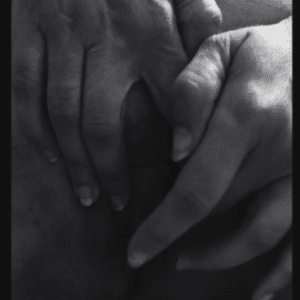 1 min 40 rien que pour vos yeux… 🖤