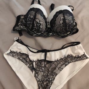 Ensemble noir et blanc culotte