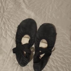 Petits chaussons de danse qui pue