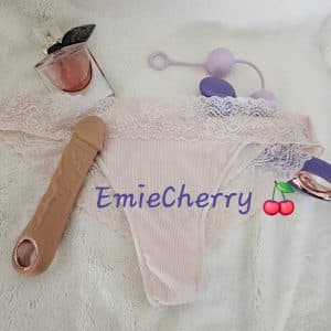 Tanga dentelle porté 😋💦💦